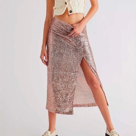 Free People Dresses & Skirts - Free People Ariana Sequin Midi Skirt Champagne